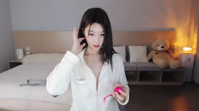 Lucky-baby online show from 3, 3, 2025