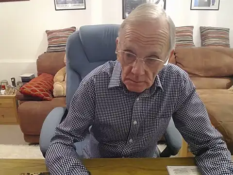 Snapshot of Ferret7777 chatting on 25, 10, 2025 Ferret7777 online show from 25, 10, 2025