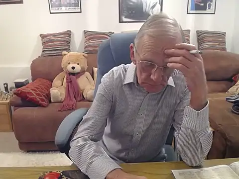 Snapshot of Ferret7777 chatting on 30, 10, 2025 Ferret7777 online show from 30, 10, 2025