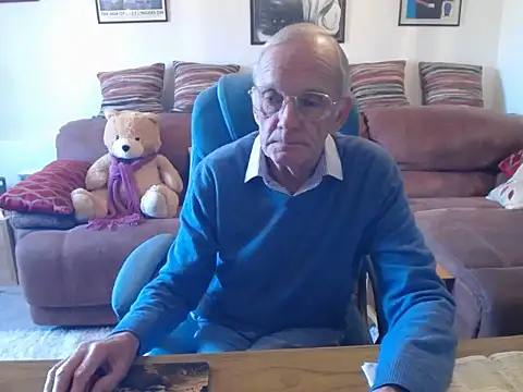 Snapshot of Ferret7777 chatting on 2, 11, 2025 Ferret7777 online show from 2, 11, 2025