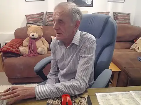 Snapshot of Ferret7777 chatting on 3, 11, 2025 Ferret7777 online show from 3, 11, 2025