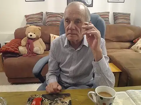 Snapshot of Ferret7777 chatting on 5, 11, 2025 Ferret7777 online show from 5, 11, 2025