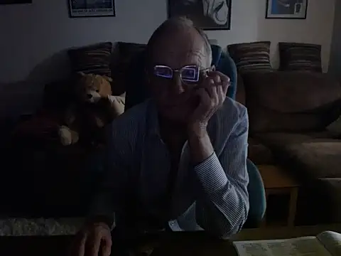 Snapshot of Ferret7777 chatting on 13, 11, 2025 Ferret7777 online show from 13, 11, 2025