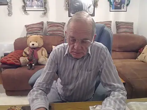 Snapshot of Ferret7777 chatting on 4, 12, 2025 Ferret7777 online show from 4, 12, 2025