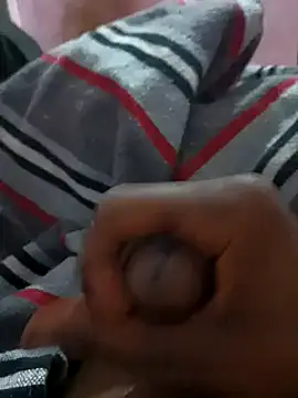 Snapshot of desicockblack chatting on 5, 12, 2024 desicockblack online show from 5, 12, 2024