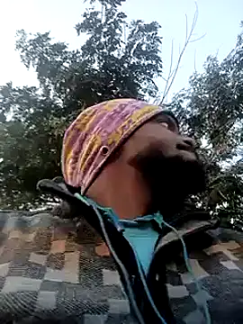 Snapshot of desicockblack chatting on 2, 1, 2025 desicockblack online show from 2, 1, 2025