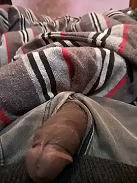 Snapshot of desicockblack chatting on 2, 1, 2025 desicockblack online show from 2, 1, 2025