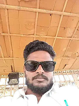 Snapshot of desicockblack chatting on 15, 3, 2025 desicockblack online show from 15, 3, 2025