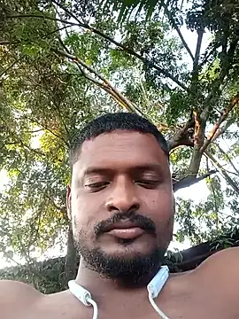 Snapshot of desicockblack chatting on 30, 9, 2025 desicockblack online show from 30, 9, 2025