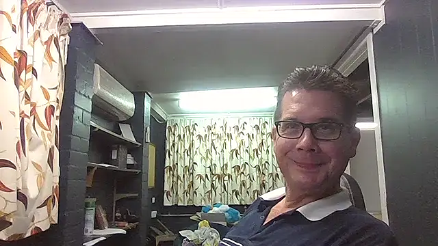 Snapshot of tilobinder chatting on 30, 12, 2024 tilobinder online show from 30, 12, 2024