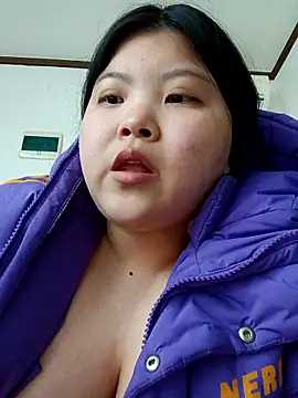 Snapshot of hello098712 chatting on 27, 11, 2025 hello098712 online show from 27, 11, 2025