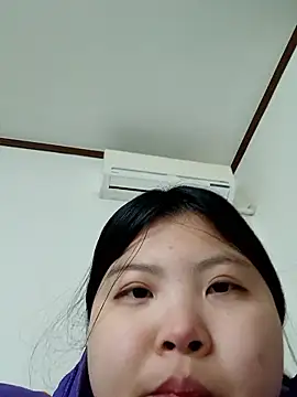 Snapshot of hello098712 chatting on 5, 12, 2025 hello098712 online show from 5, 12, 2025