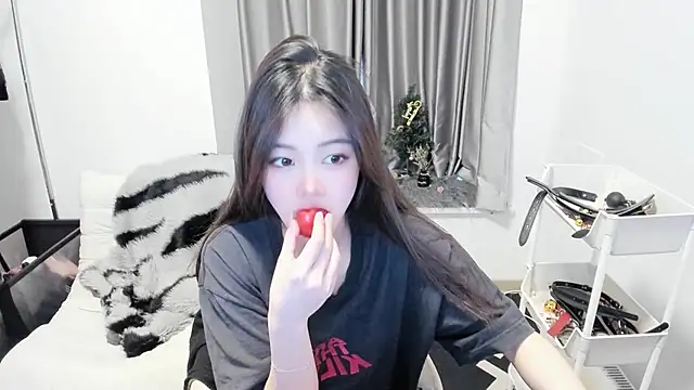 Snapshot of bbtt544 chatting on 19, 3, 2025 bbtt544 online show from 19, 3, 2025