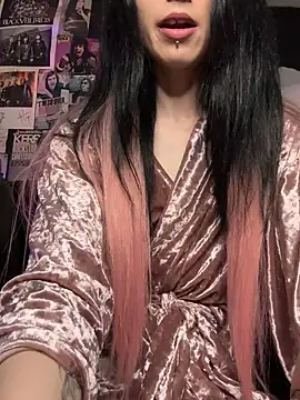 MissMidnightUK online show from 24, 4, 2026