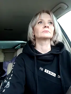 Milen Milf online show from 23, 12, 2024