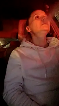 Milen Milf online show from 26, 1, 2025