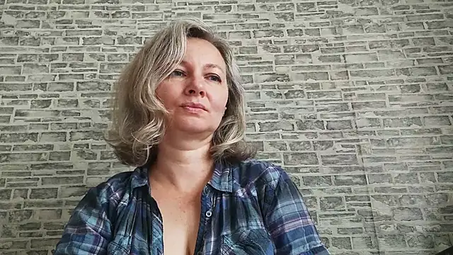 EdithManning online show from 10, 9, 2025