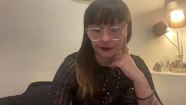 Snapshot of Lolavos chatting on 5, 1, 2026 Lolavos online show from 5, 1, 2026