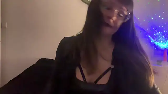 Snapshot of Lolavos chatting on 15, 1, 2026 Lolavos online show from 15, 1, 2026