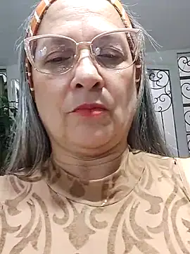 Snapshot of miisevvie_ chatting on 28, 2, 2025 miisevvie online show from 28, 2, 2025