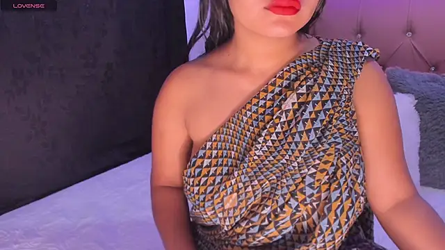 Snapshot of shara_queen1 chatting on 17, 1, 2025 shara queen1 online show from 17, 1, 2025