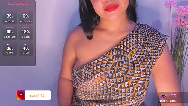 Snapshot of shara_queen1 chatting on 22, 2, 2025 shara queen1 online show from 22, 2, 2025