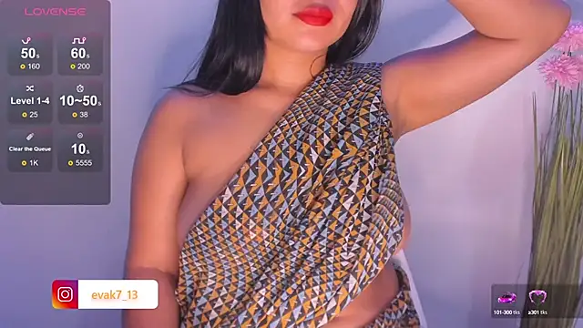 Snapshot of shara_queen1 chatting on 25, 2, 2025 shara queen1 online show from 25, 2, 2025