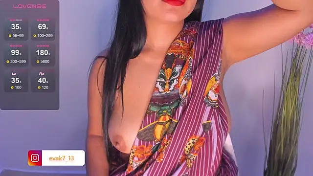 Snapshot of shara_queen1 chatting on 28, 2, 2025 shara queen1 online show from 28, 2, 2025