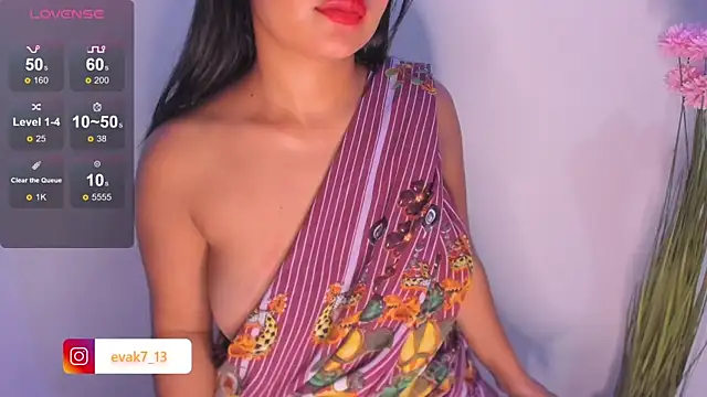 Snapshot of shara_queen1 chatting on 18, 3, 2025 shara queen1 online show from 18, 3, 2025