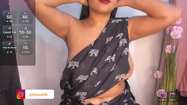 Snapshot of shara_queen1 chatting on 5, 12, 2025 shara queen1 online show from 5, 12, 2025