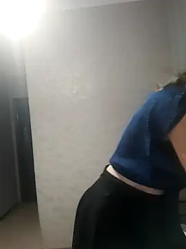 VselenaSun402 online show from 7, 3, 2025