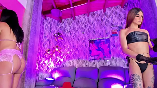 Snapshot of The_Babylon_of_girls chatting on 22, 3, 2025 The Babylon of girls online show from 22, 3, 2025