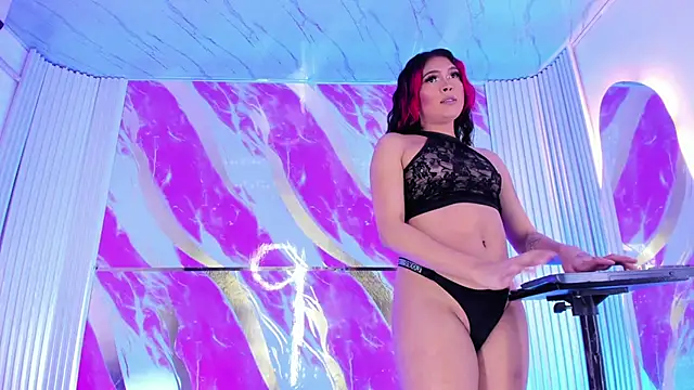 Snapshot of The_Babylon_of_girls chatting on 23, 11, 2025 The Babylon of girls online show from 23, 11, 2025