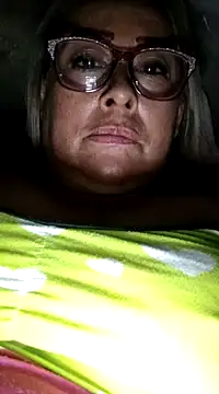 Kasandra Ho online show from 1, 2, 2025