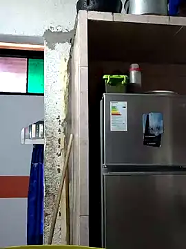 Kasandra Ho online show from 8, 2, 2025