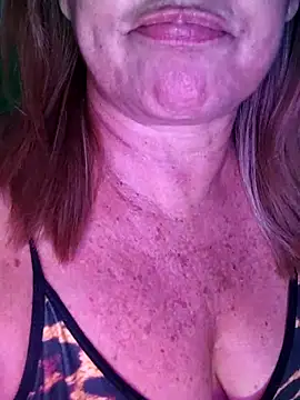 Kasandra Ho online show from 4, 10, 2025