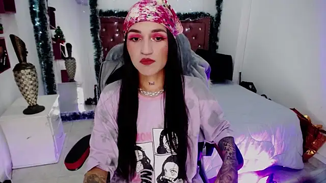 Snapshot of amelierouss chatting on 27, 12, 2024 amelierouss online show from 27, 12, 2024