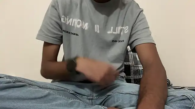 Snapshot of meatycronn chatting on 7, 7, 2026 meatycronn online show from 7, 7, 2026