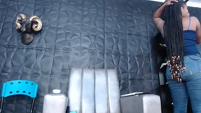 Snapshot of Hanna_Fox_69 chatting on 5, 10, 2025 Hanna Fox 69 online show from 5, 10, 2025