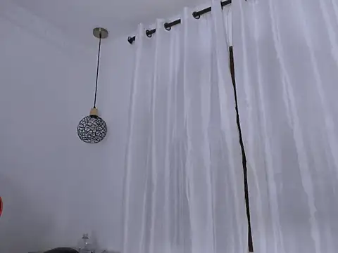 Snapshot of Fernanda_brown18 chatting on 22, 11, 2025 Fernanda brown18 online show from 22, 11, 2025