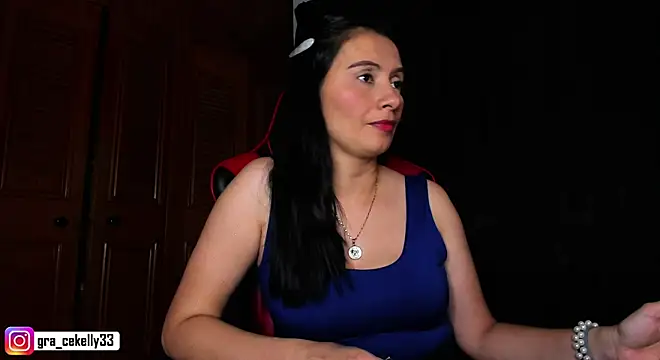 gracekelly12 online show from 19, 12, 2024