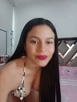Snapshot of CorinaSmith28 chatting on 8, 6, 2026 CorinaSmith28 online show from 8, 6, 2026