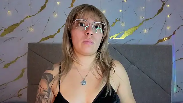 agatha 97  online show from 12, 9, 2025