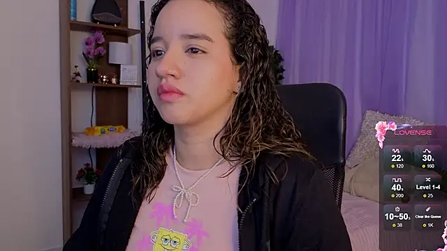 Snapshot of emilyrouxe chatting on 4, 2, 2026 emilyrouxe online show from 4, 2, 2026