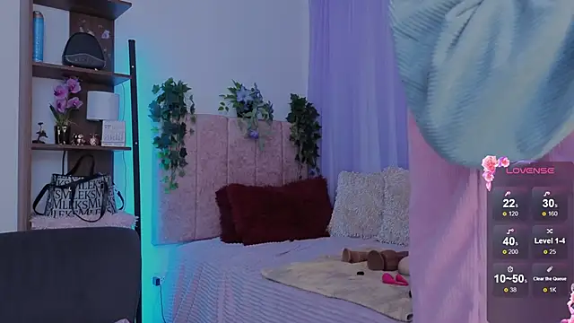 Snapshot of emilyrouxe chatting on 26, 2, 2026 emilyrouxe online show from 26, 2, 2026