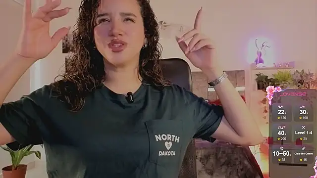 emilyrouxe online show from 14, 7, 2026