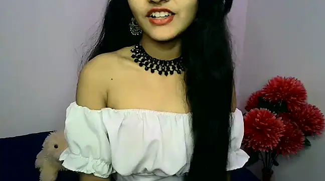 Snapshot of SUZY_FROMUS chatting on 9, 12, 2024 SUZY FROMUS online show from 9, 12, 2024