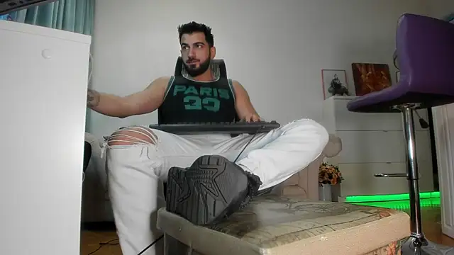 Snapshot of welcometo_hell chatting on 27, 9, 2025 welcometo hell online show from 27, 9, 2025