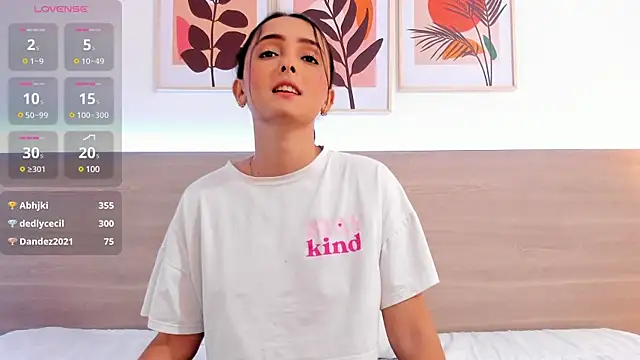 Snapshot of nataliiiiia chatting on 13, 3, 2025 nataliiiiia online show from 13, 3, 2025