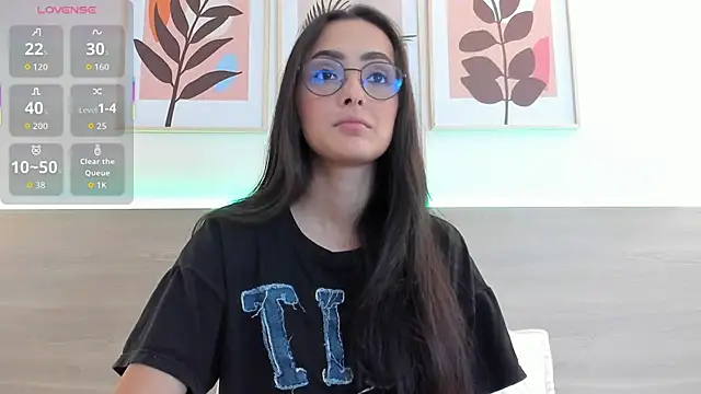 Snapshot of nataliiiiia chatting on 12, 9, 2025 nataliiiiia online show from 12, 9, 2025